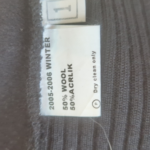 Cardigan - Picture 4 of 7